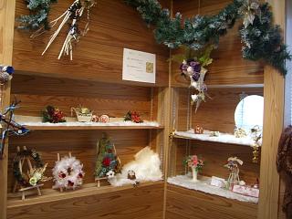 花澤ひふ美（花鈴工房）×桑野朱美（pe'tale）プリザーブドフラワー作品展