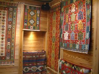 トルコ手織りキリム展