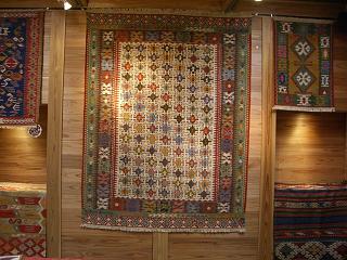 トルコ手織りキリム展