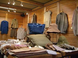 Natural Fabrics Tomoの服展